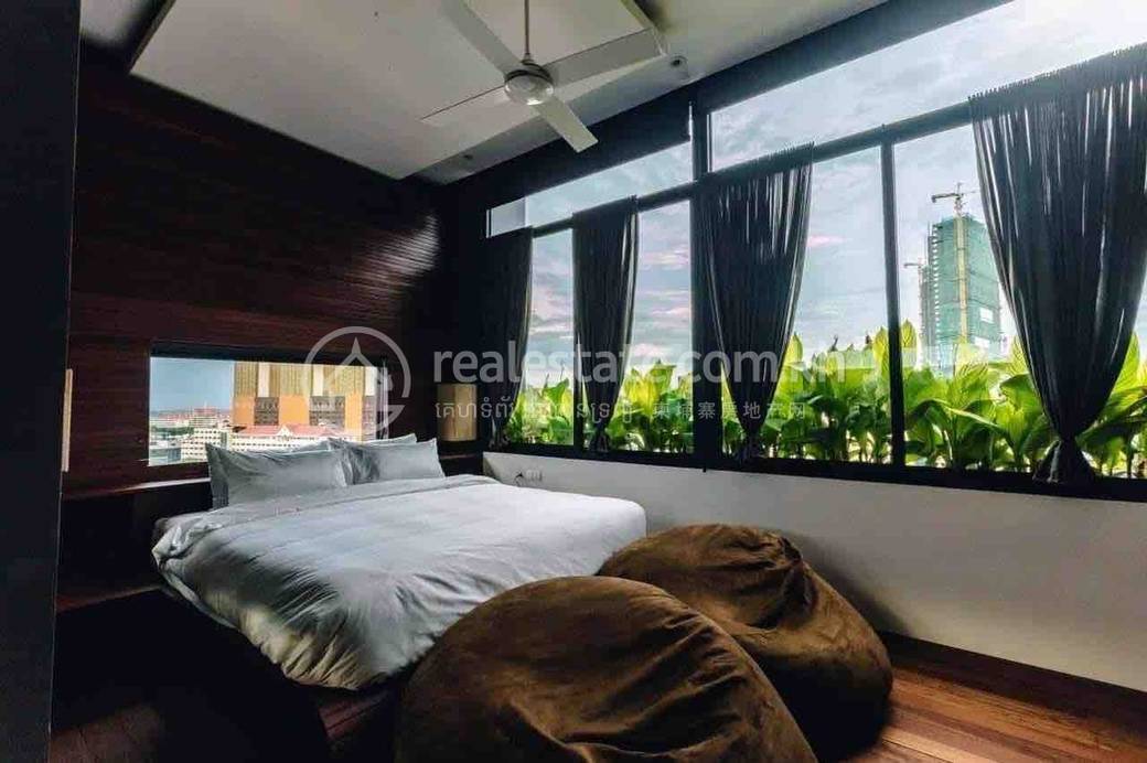 Apartment For Rent in Chamkarmon $9,500