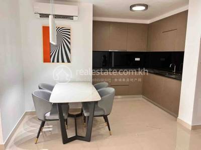 Apartment For Rent with 1 Parking Space