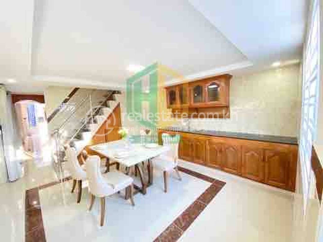 Borey Hong Lay | Flat House For Sale in Por Sen Chey $125,000
