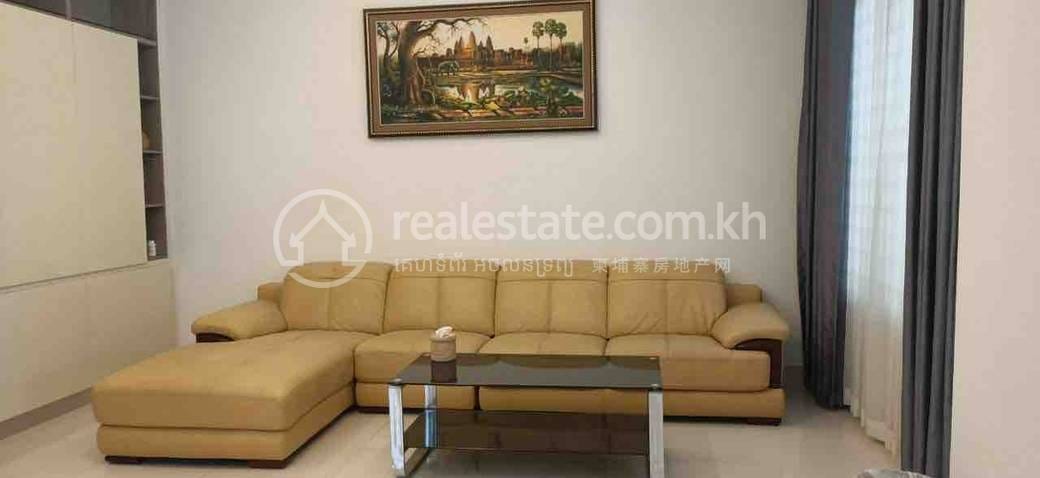 Twin Villa For Rent with 2 Parking Space