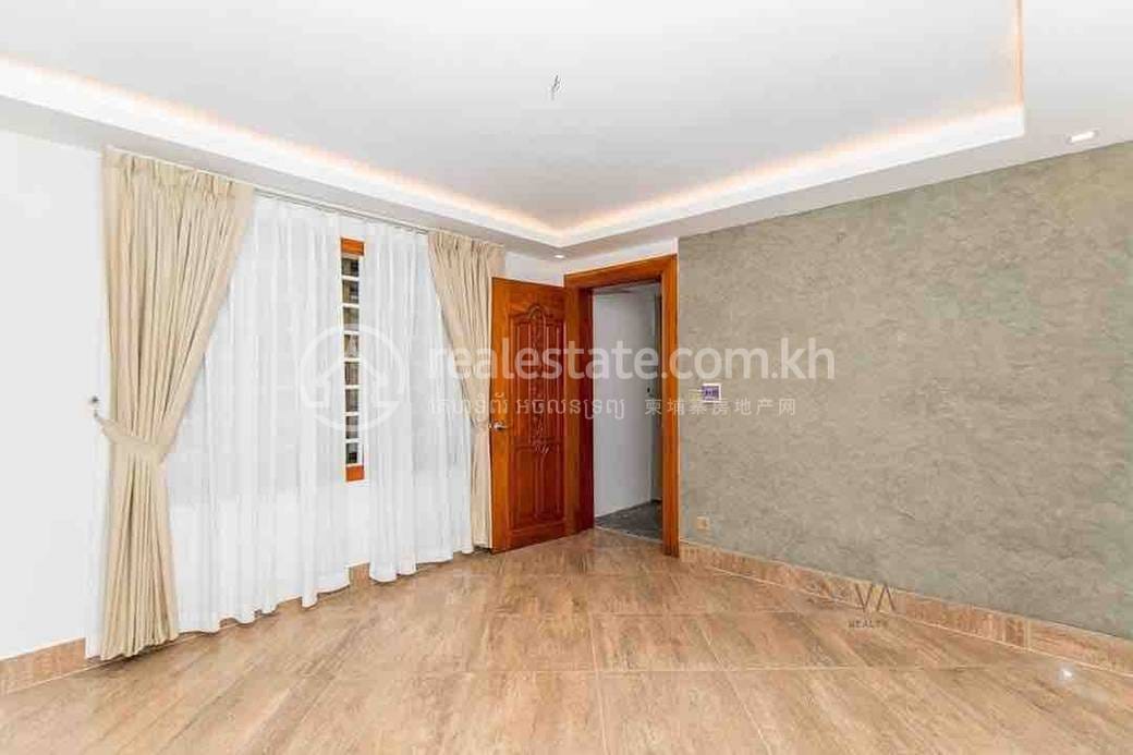 Tonle Bassac Dvojvila K pronájmu in Tonle Bassac