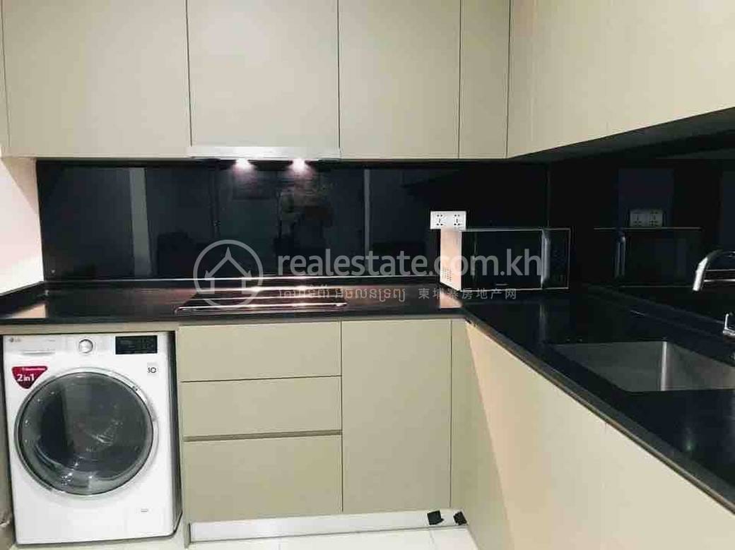 Lot For Rent in Chamkarmon $1,600