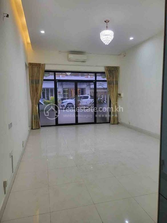 $800 Shophouse