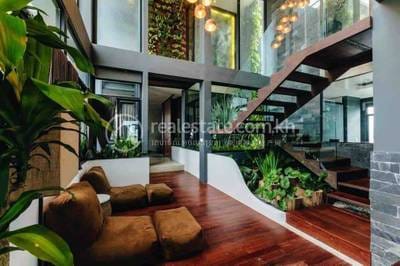 Apartment For Rent with 3 Parking Space