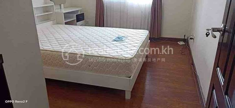 Flat For Rent in Tonle Bassac, Chamkarmon, Phnom Penh