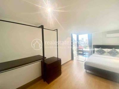 Apartment For Rent in Chamkarmon $1,200