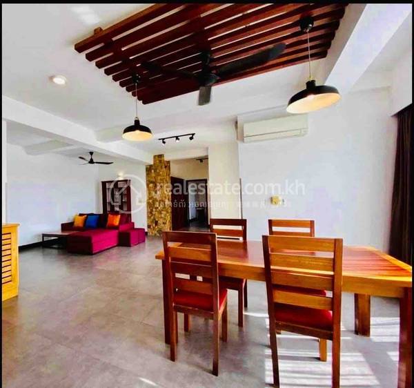 Apartment For Rent with 1 Parking Space