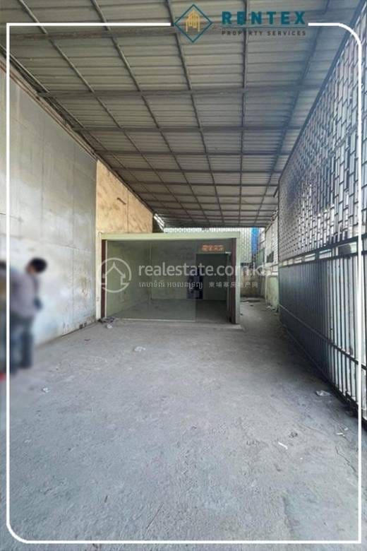 Entrepôt À louer à Meanchey $2,500