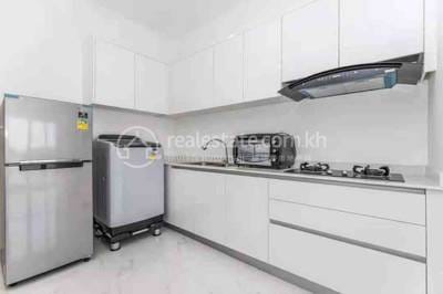 Condo For Rent in Chamkarmon $400