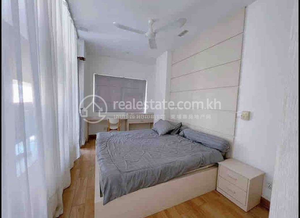 អាផាតមិន សំរាប់ជួល នៅChamkarmon តម្លៃ $450
