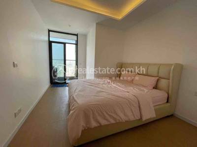 Apartment For Rent with 1 Parking Space