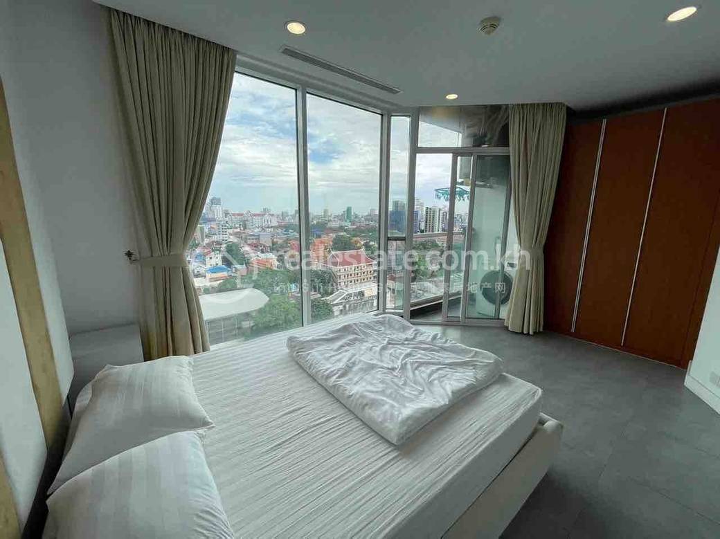 $800 Condo