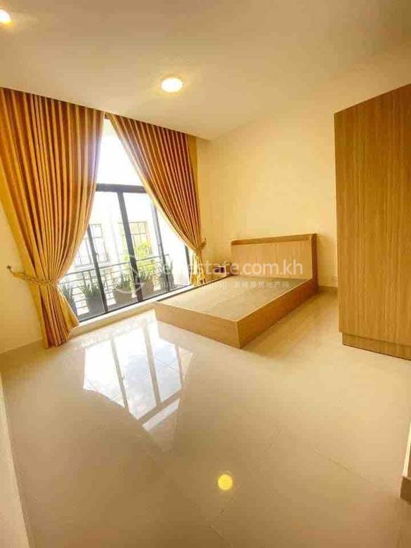 Chbar Ampov平房出租，价格$800
