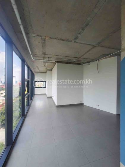 1 Bedrooms Kanceláře K pronájmu for $700