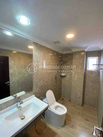 Appartement À louer de 40 m² habitables à Daun Penh
