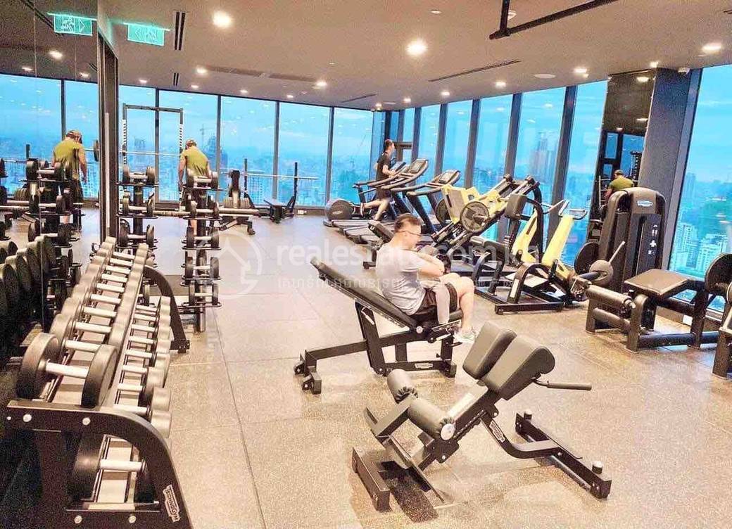 ផ្ទះល្វែង តម្លៃ $950