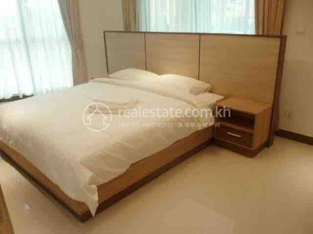 $850 Flat