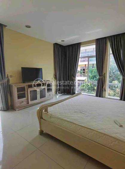 Villa For Rent in Tonle Bassac, Chamkarmon, Phnom Penh