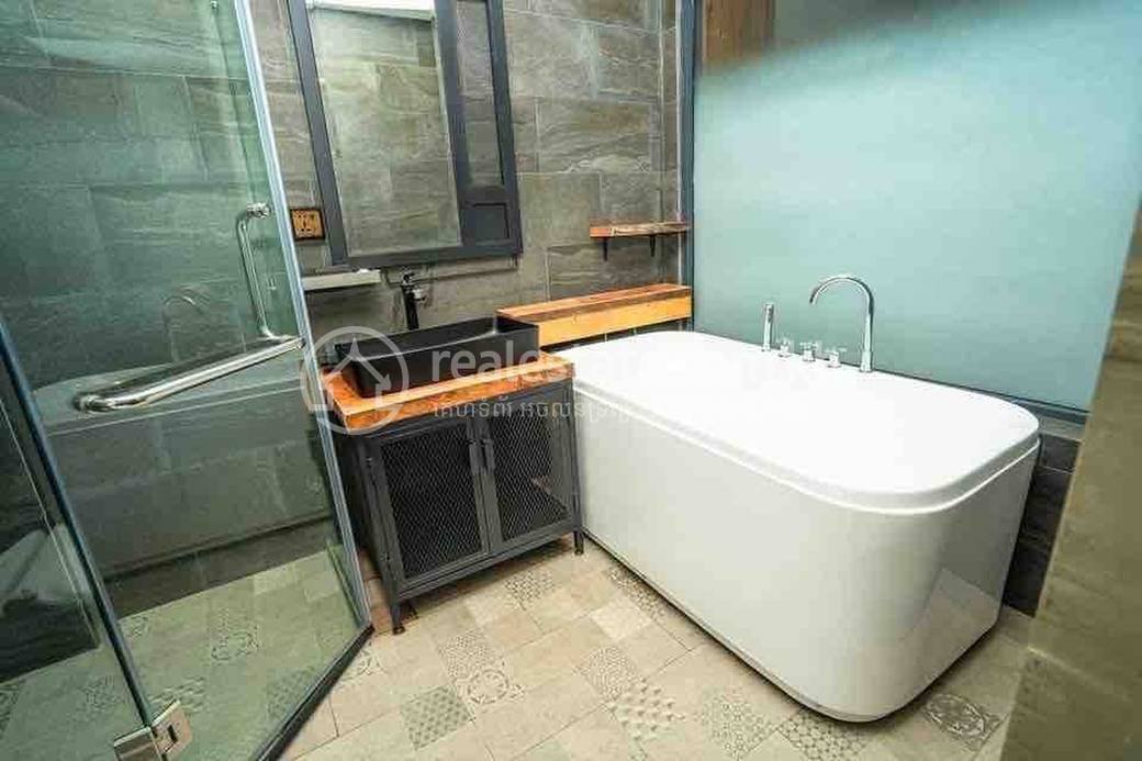 Здание Для Аренды in Boeng Keng Kang $25,000