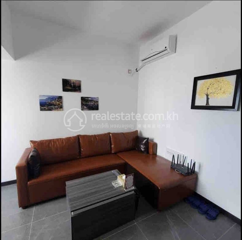 $450 Condo