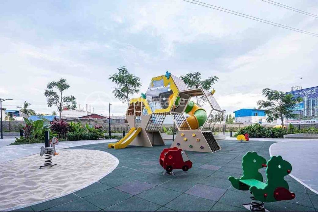 Urban Village Phase 1 | チャクアンラエルー, ミエンチェイ, プノンペンのマンションFor Sale & Rent