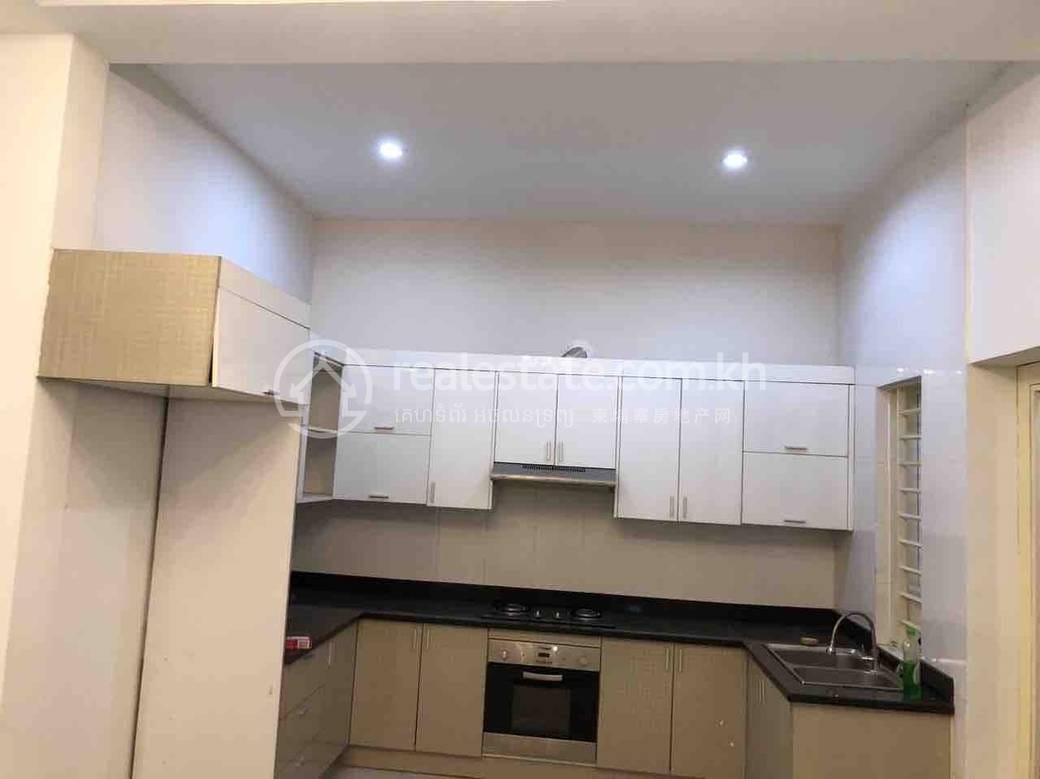 Phnom Penh Thmey Twin Villa For Rent in Phnom Penh Thmey