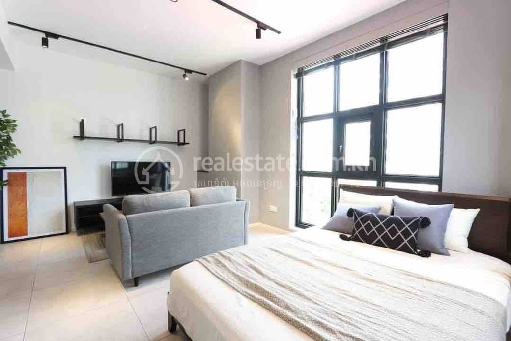 ផ្ទះល្វែង តម្លៃ $850