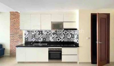 $750 Apartmán se službami
