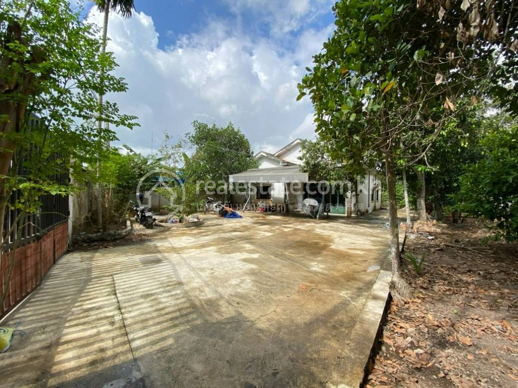 1,623 sqm Land Size Pozemky Na prodej for $430,000