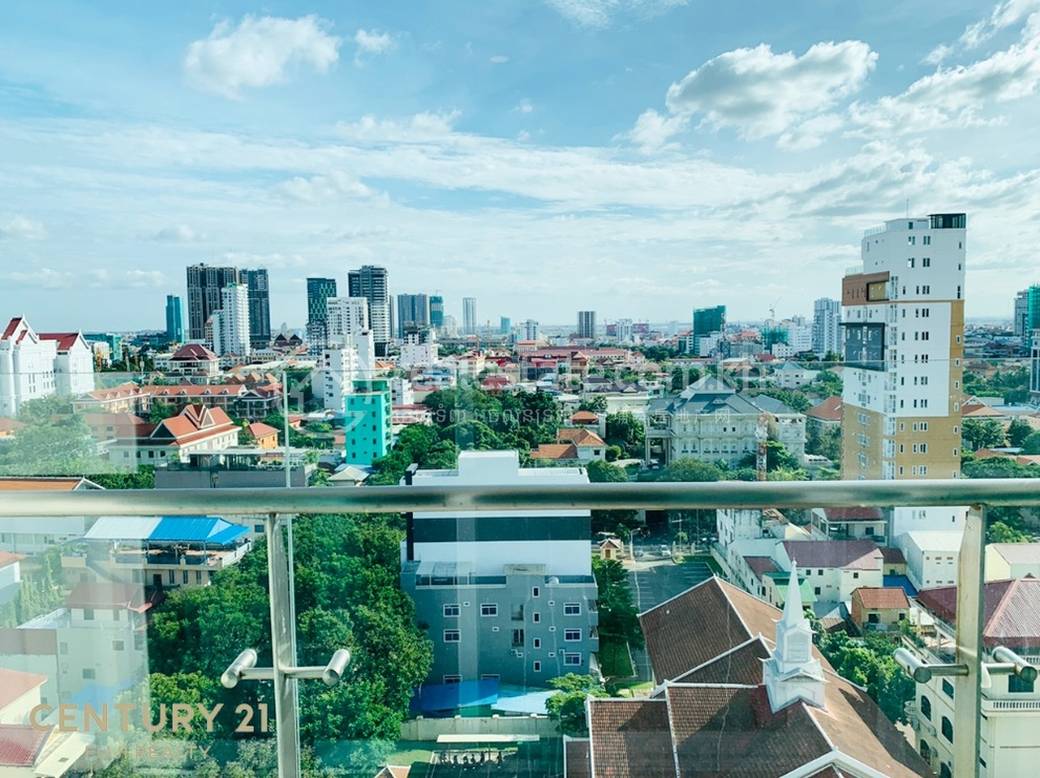 Chamkarmon Condo For Rent in Chamkarmon