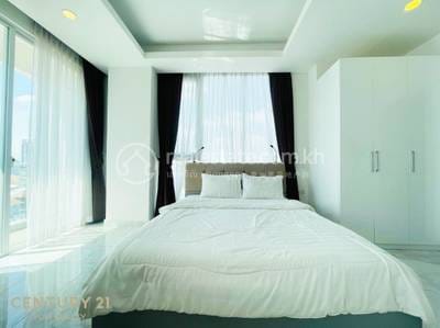 Condo K pronájmu in Tonle Bassac, Chamkarmon, Phnom Penh