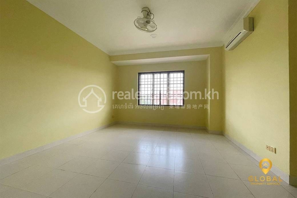 House and lot Na prodej in Toul Kork $280,000