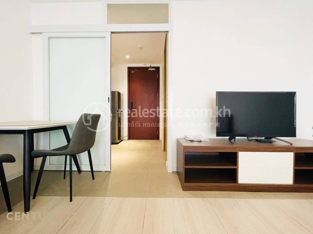 Condo For Rent in Tonle Bassac, Chamkarmon, Phnom Penh