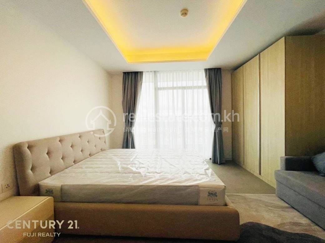 Tonle Bassac Condo For Rent in Tonle Bassac