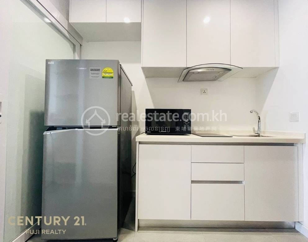 Chamkarmon Condo For Rent in Chamkarmon