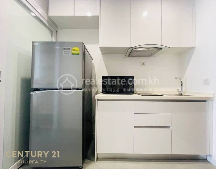 Chamkarmon Condo For Rent in Chamkarmon