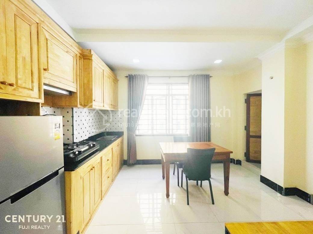 Chamkarmon Apartment For Rent in Chamkarmon