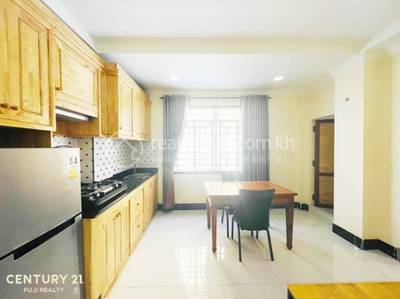 Chamkarmon Apartment For Rent in Chamkarmon