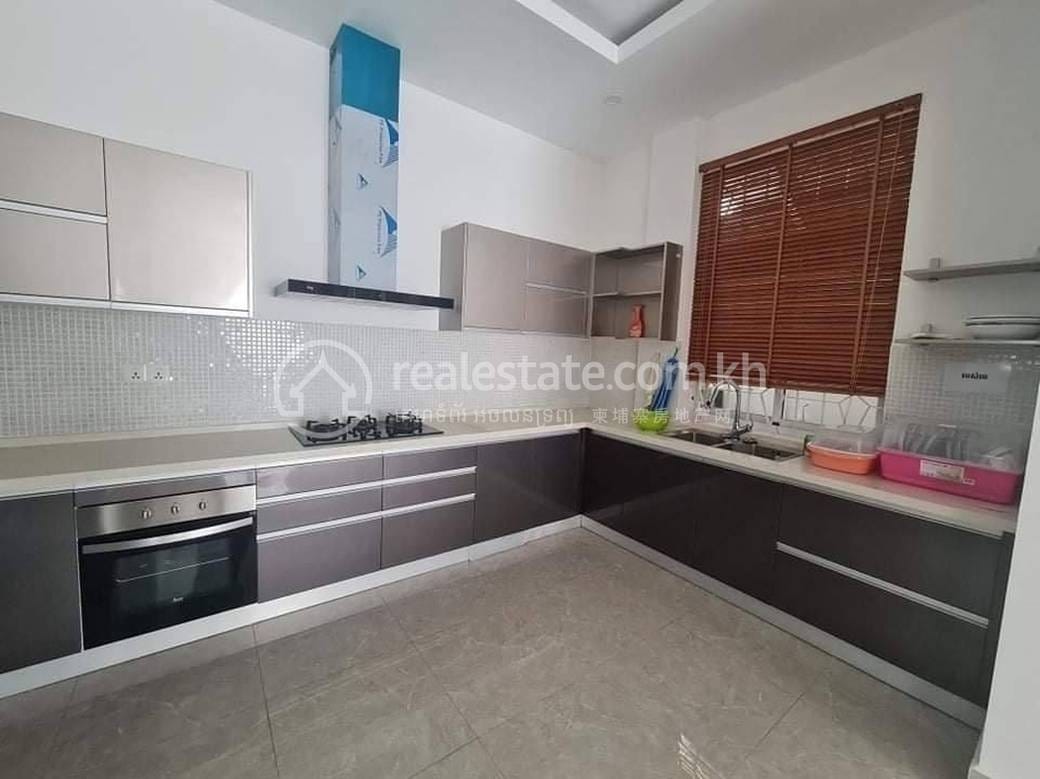Villa For Sale in Sen Sok $1,950,000