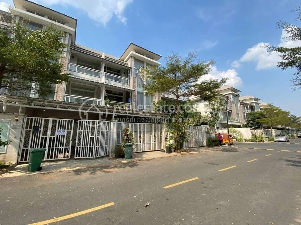 $285,000 Link House