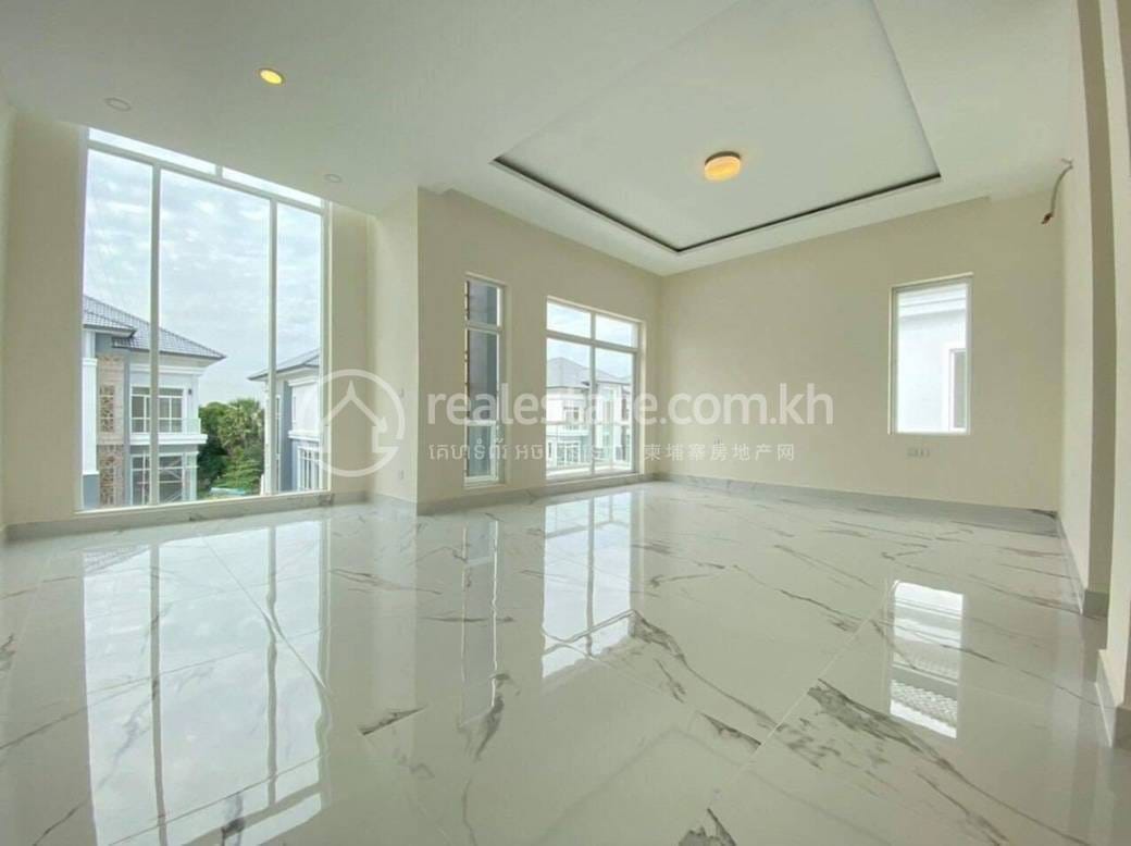 Villa For Sale in Sen Sok $675,000