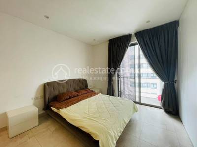 Condo For Rent in Chamkarmon $450