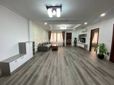 อพาร์ทเม้นท์ สำหรับเช่า พื้นที่ใช้สอย 300 ตร.ม. ใน Boeng Keng Kang