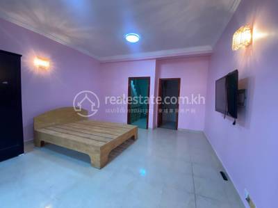  , ទន្លេបាសាក់, ចំការមន, ភ្នំពេញ