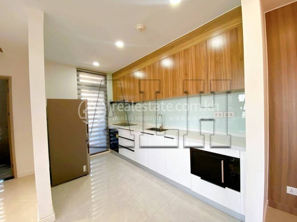 4 Bedrooms Apartmán K pronájmu for $4,500