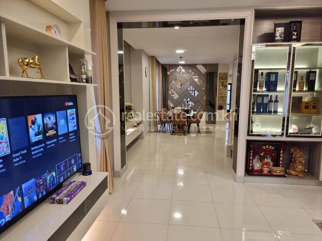 วิลล่า ราคา $560,000