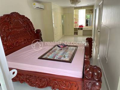 Chbar Ampov别墅出租，位于NirouthChbar Ampov，价格$800