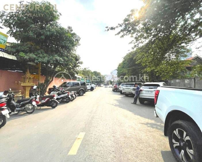Склад Для Аренды in Toul Kork $1,800