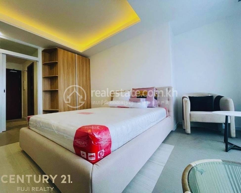 Condo For Rent in Tonle Bassac, Chamkarmon, Phnom Penh