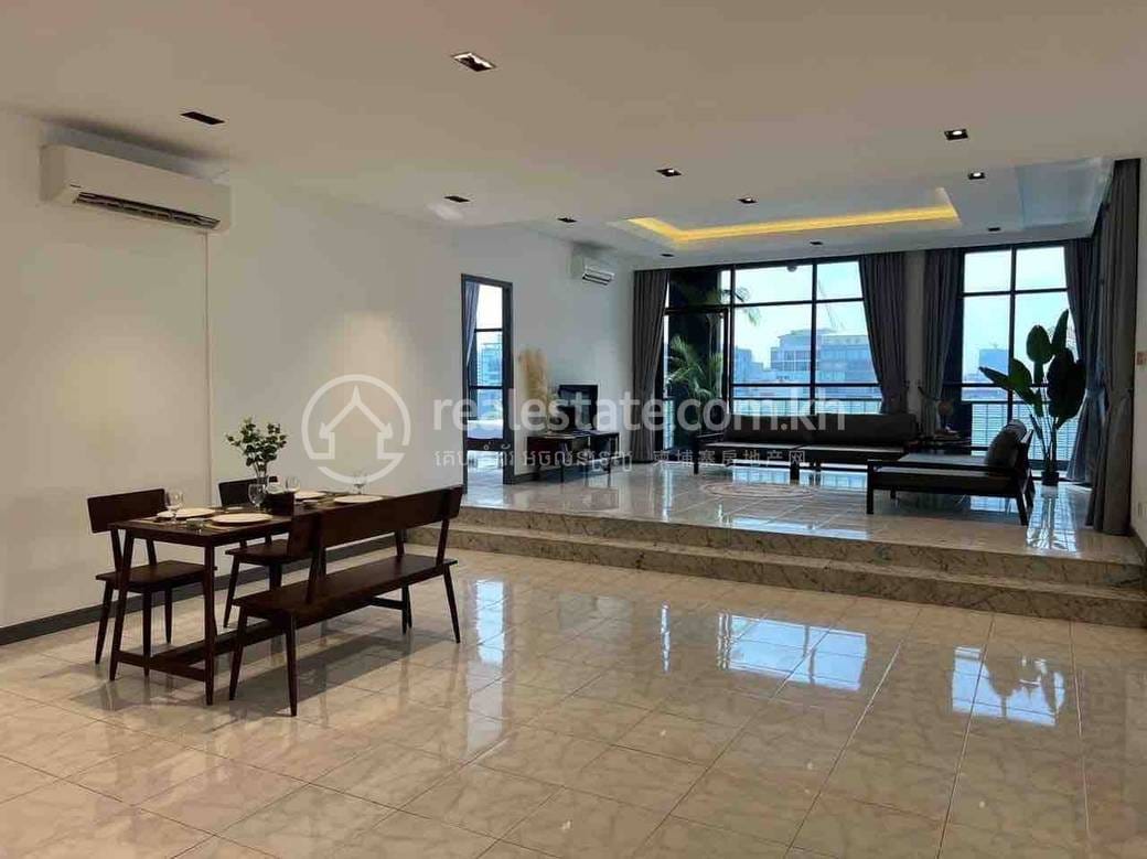 170 sqm Living Size Apartment For Rent in Boeng Keng Kang